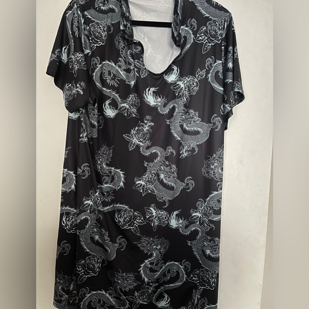 SHEIN Black and Blue Dragon Dress